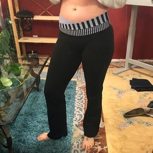 Lululemon Pants size 6